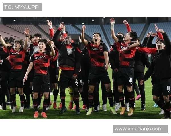 墨尔本胜利与首尔FC激战正酣比分悬念引发球迷热议 墨尔本胜利与首尔FC激战正酣比分悬念引发球迷热议