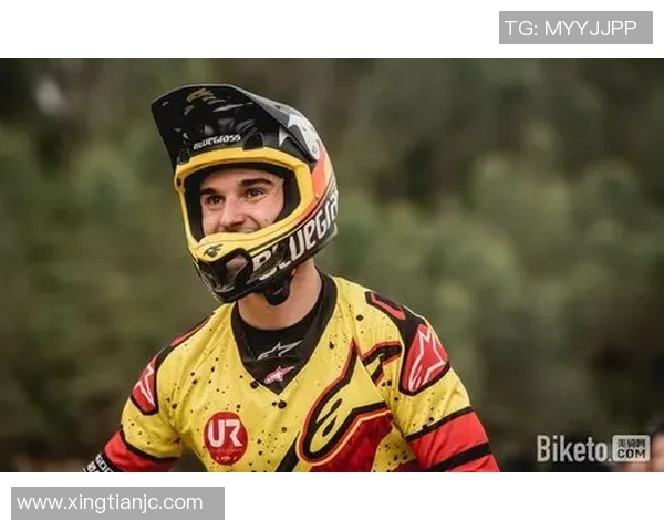 海湾杯2017精彩对决巴林与阿曼的激烈较量回顾与分析 海湾杯2017精彩对决巴林与阿曼的激烈较量回顾与分析