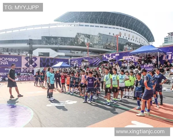 成都与武汉足球队耐力较量赛后分析与总结